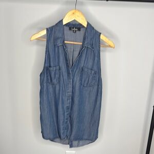 Lulus Courtesy Collar Blue Chambray Top Size Medium
